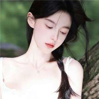 情牵玫瑰园 封面